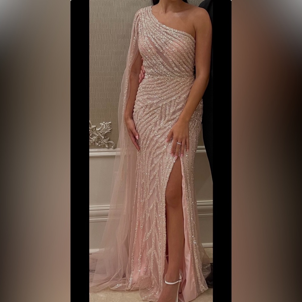 Elegant Pink One-Shoulder Evening Gown: custom made